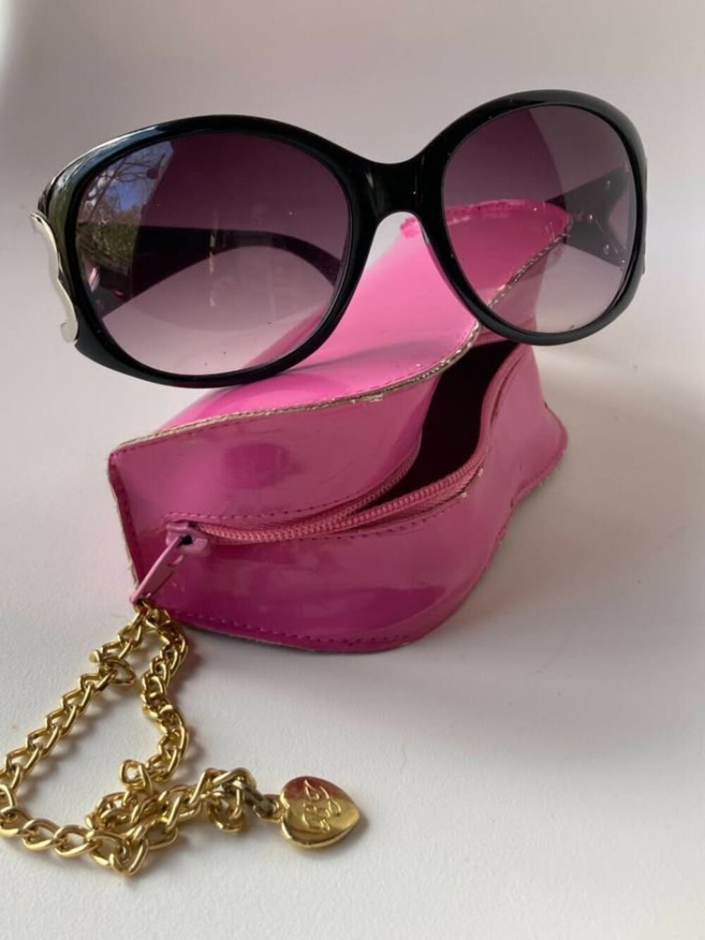 Betsey Johnson Sunglasses - Heart Peek-a-Boo